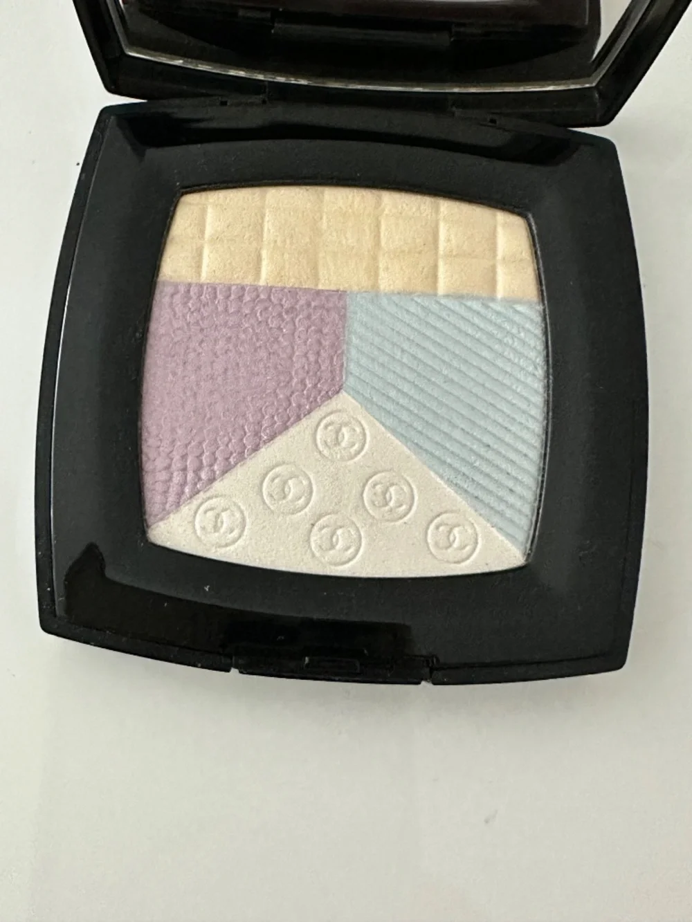 RARE CHANEL Les 4 Impressions Highlighter 26 Azur Makeup Studio HTF